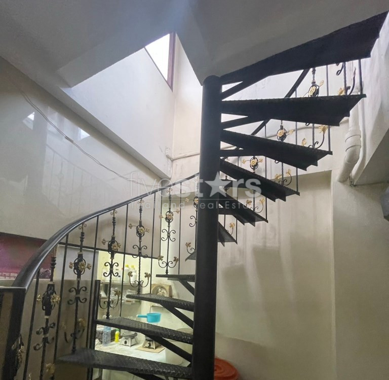 Immeuble commercial de 5 chambres à vendre sur Yen Akat Road, photo 12