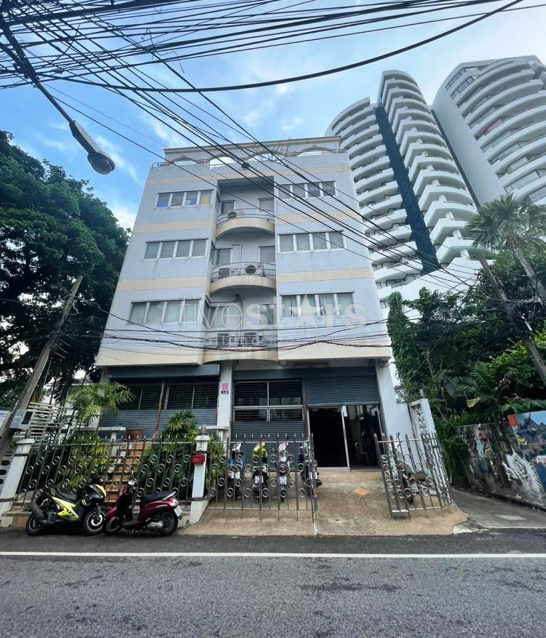 Immeuble commercial de 5 chambres à vendre sur Yen Akat Road, photo 3