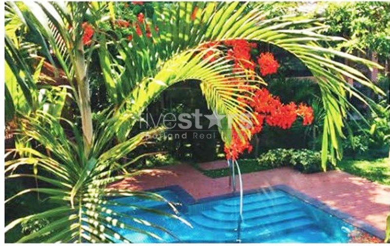 House in compound 4 bedrooms for rent in Sathorn, photo 8