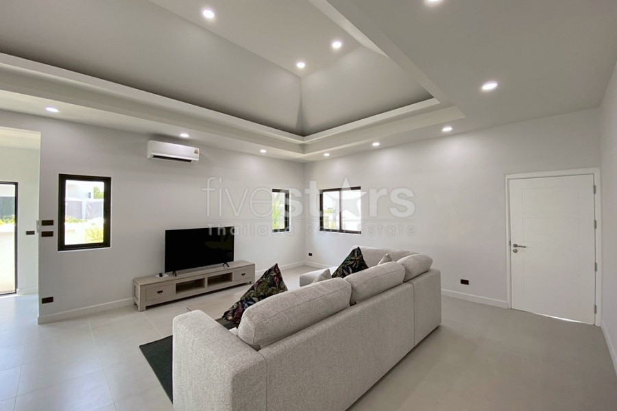 Modern 3-Bedroom Pool Villa with Solar Power for Sale in Hua Hin – Newly Completed in 2025, photo 8