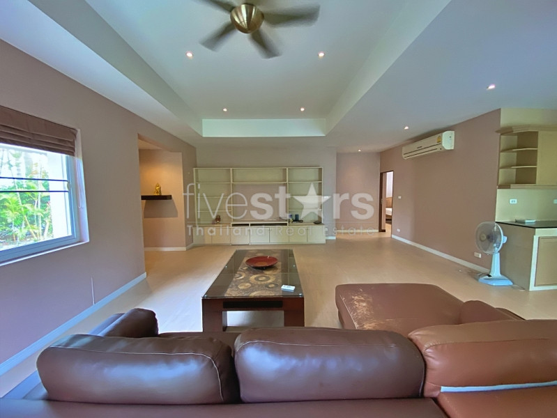 Stunning 3 Bedroom Pool Villa for Sale in Hua Hin with Large Tropical Garden and Guesthouse, photo 7