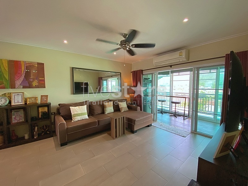 City Center 2 Bed 2 Bath Condo with Sea and Mountain Views at Baan Klang Condo, photo 11