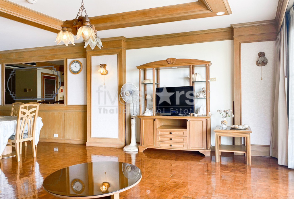 Baan Chom View : 2 Bedroom Sea View Condo, photo 8