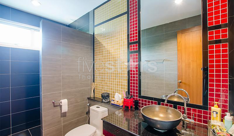 Large Pool Villa For Sale at Baan Silasa in Hua Hin, photo 9