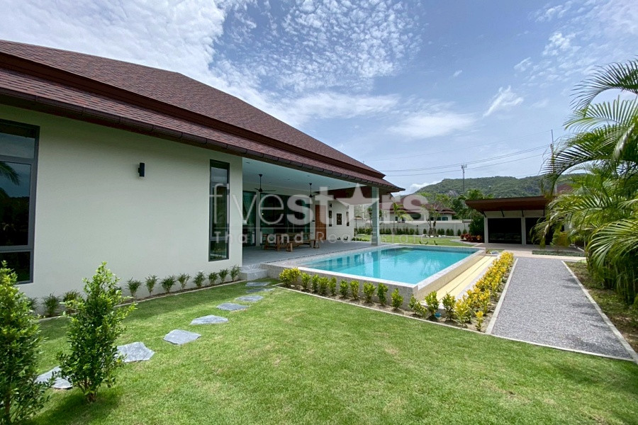 Spacious 3-Bedroom Pool Villa For Sale Near Black Mountain Golf Course, photo 4