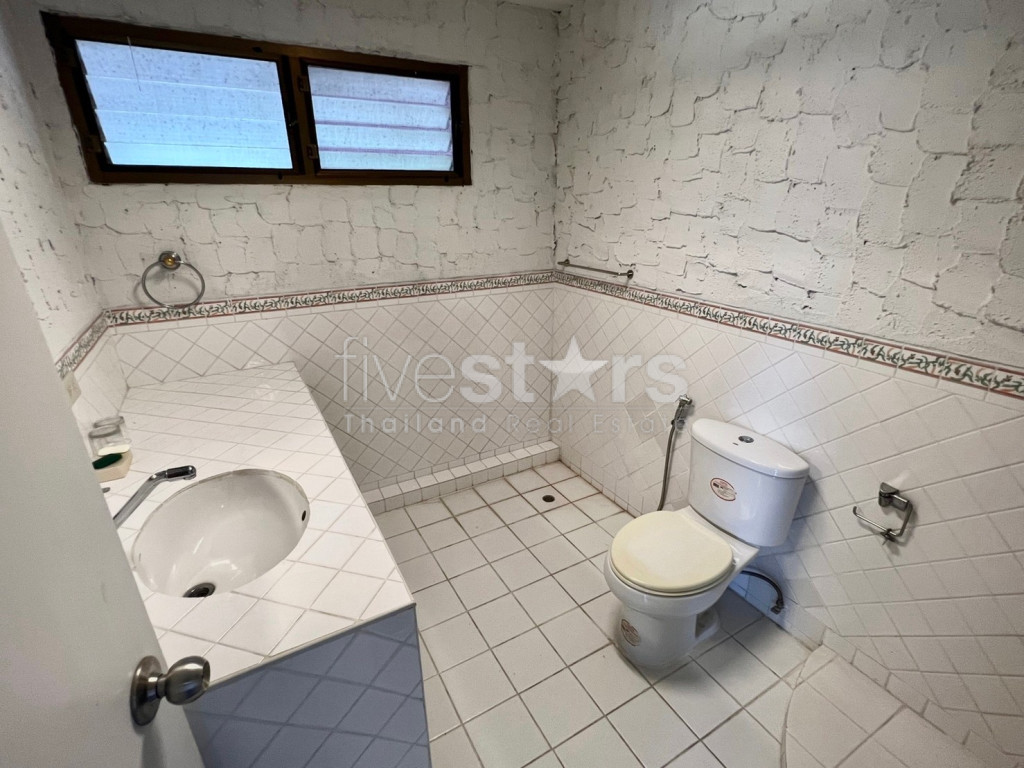 Palm Beach Village: 4 Bedroom Villa, photo 8