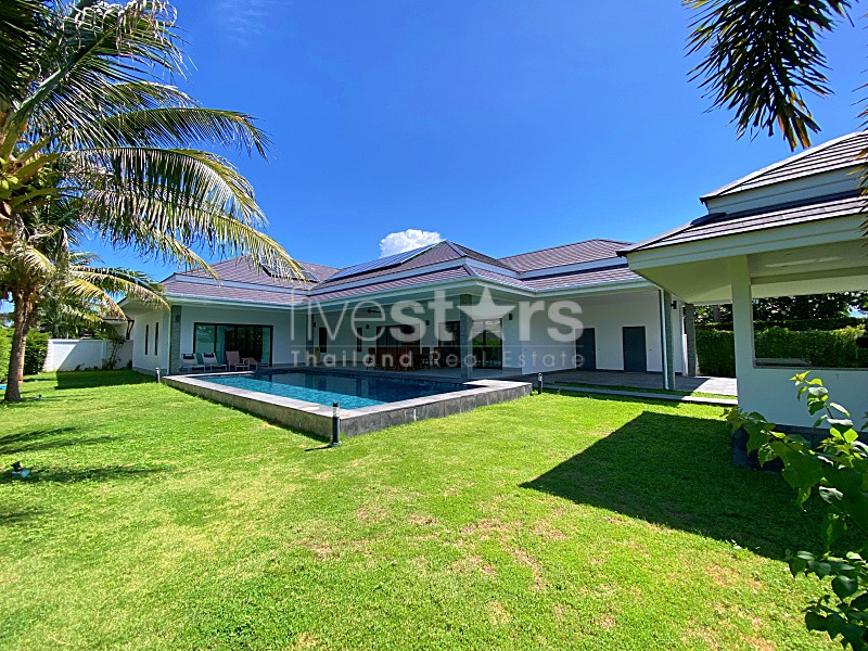 Large 3 Bed 3 Bath Pool Villa For Sale on The Clouds