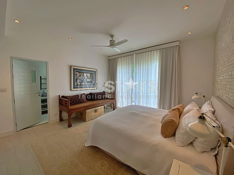 Luxurious 4 Bedroom 2 Storey Villa On Private Residence, photo 15