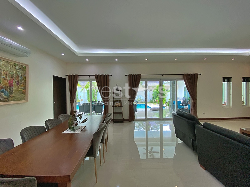 Spacious 3 Bed 3 Bath Pool Villa For Sale Near Palm Hills on Secure Estate, photo 15