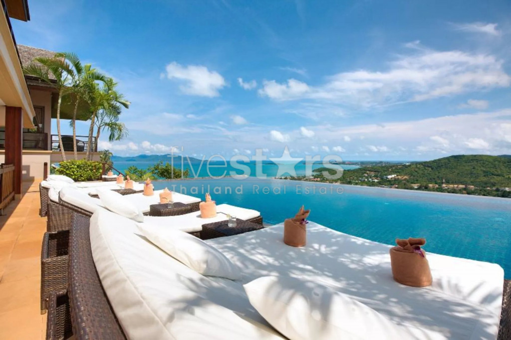 SPECTACULAR HILLS VILLA WITH BAIE VIEW, photo 3