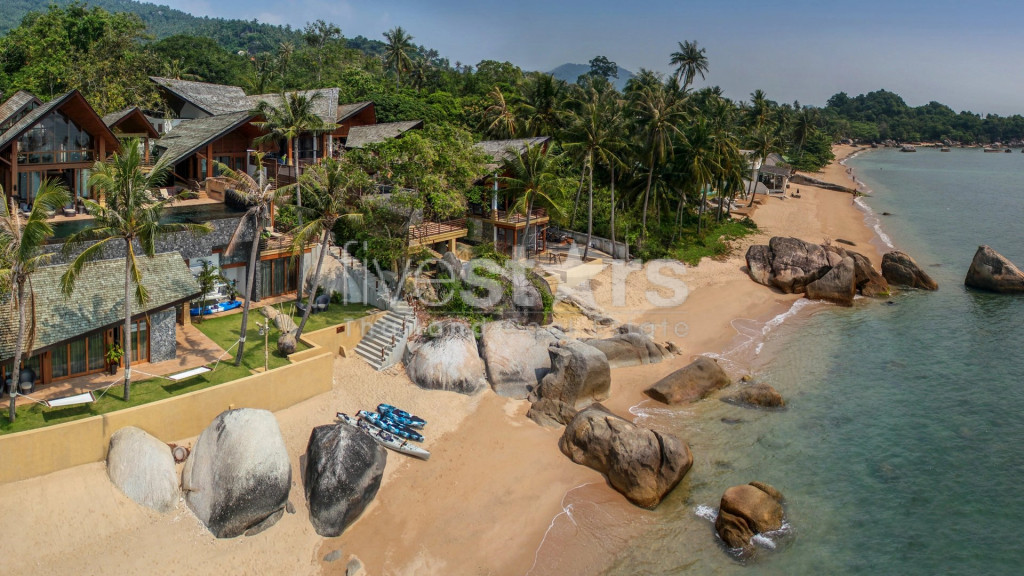 SUPERB BEACHFRONT VILLA IN LAMAI, photo 3