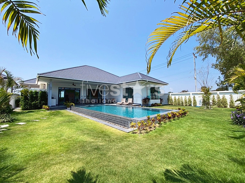 Modern 3-Bedroom Luxury Pool Villas for Sale in Hua Hin Soi 112 – Large Land Plots from 604 sqm