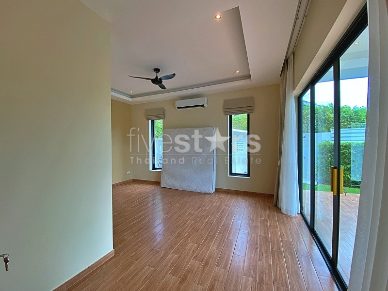 Stunning 4 Bedroom Pool Villa With Dramatic Hill Views, photo 14
