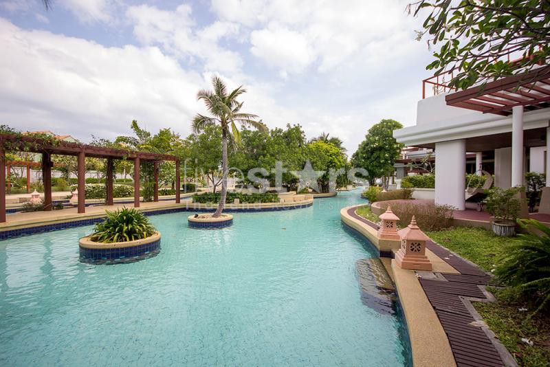 Luxury 3 Storey 3 Bed Villa – Beachfront Development, photo 2