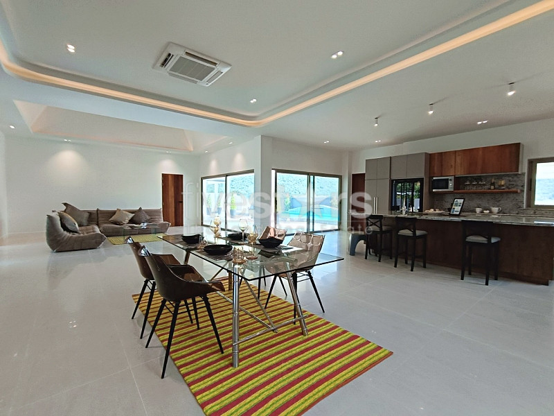 Newly Built 3-Bedroom Pool Villa with Mountain Views Near Dolphin Bay Beach, photo 5