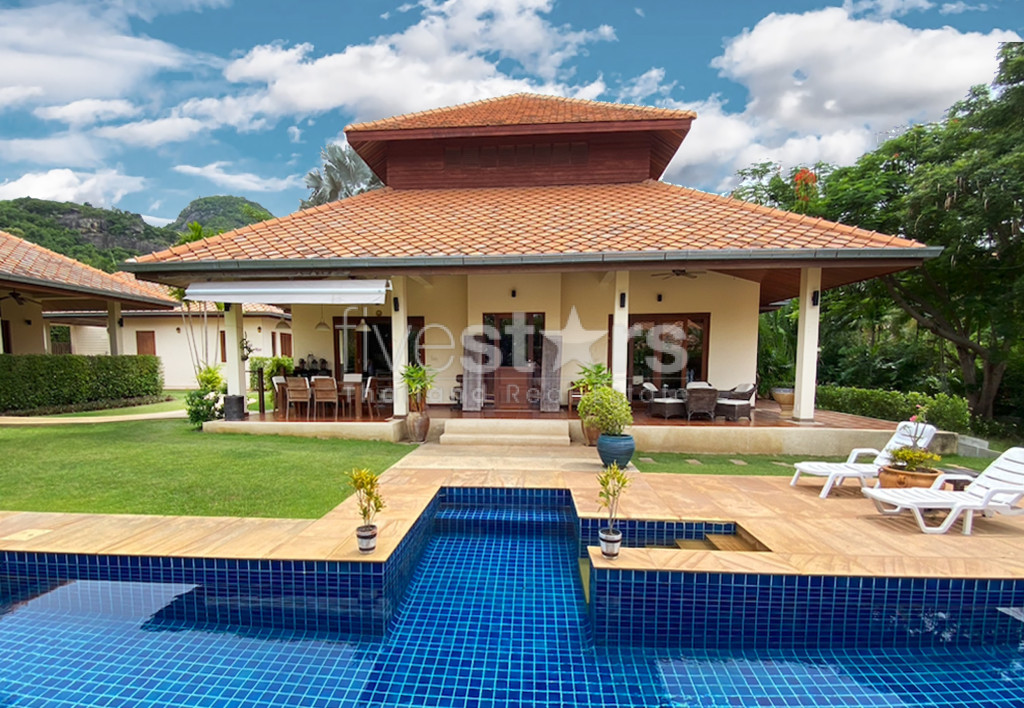 Bali-Style Luxury Pool Villa for Sale in Hua Hin Soi 116, photo 2