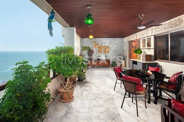 Absolute Beachfront 3 Bed Condo, photo 13