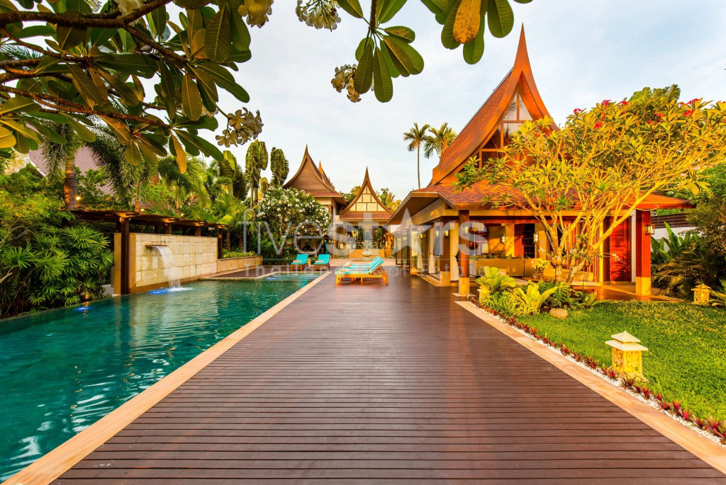 STUNNING BEACHFRONT VILLA IN LIPA NOI, photo 10