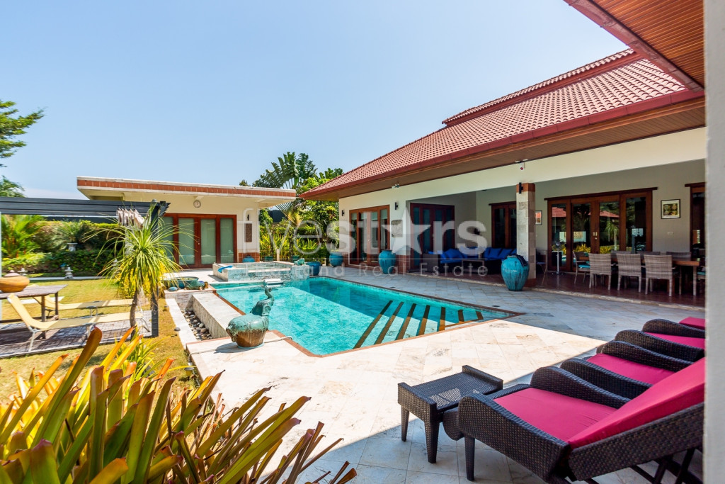 Large Luxury Pool Villa For Sale 2km From Khao Kalok Beach, photo 3