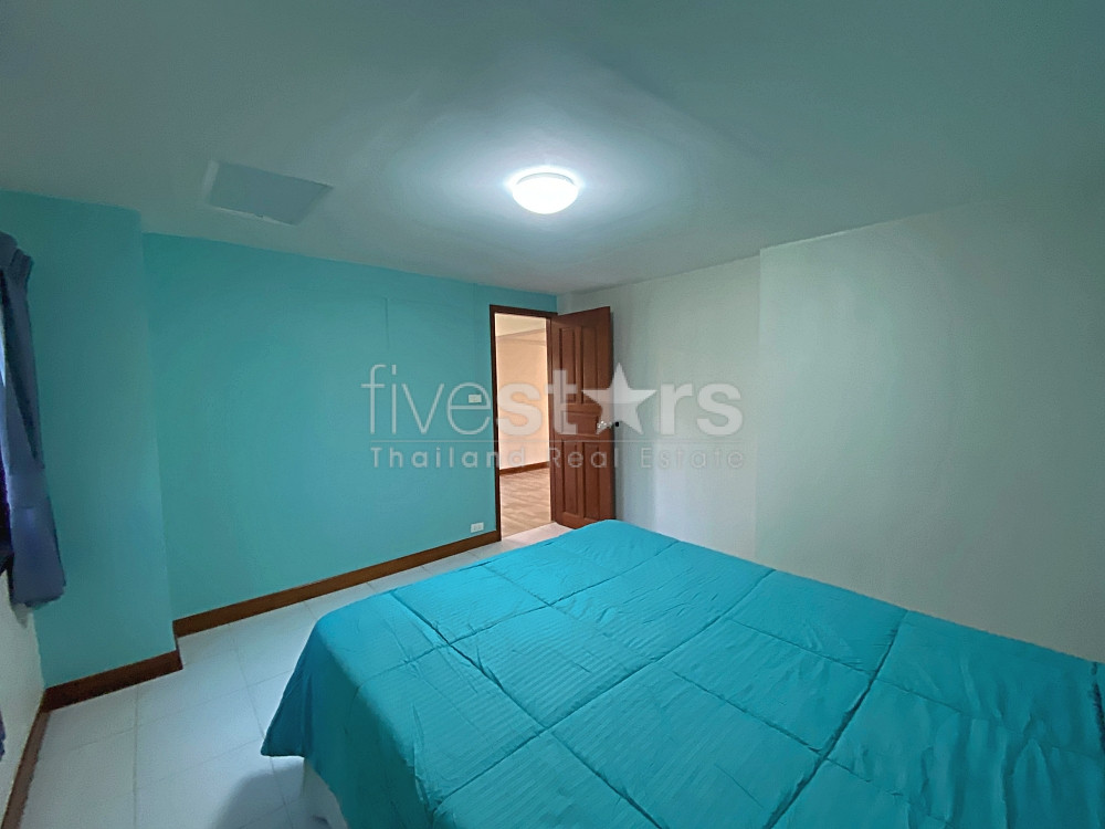 City Center 4 Bed Pool Villa on 1 Rai Land For Sale Hua Hin, photo 15