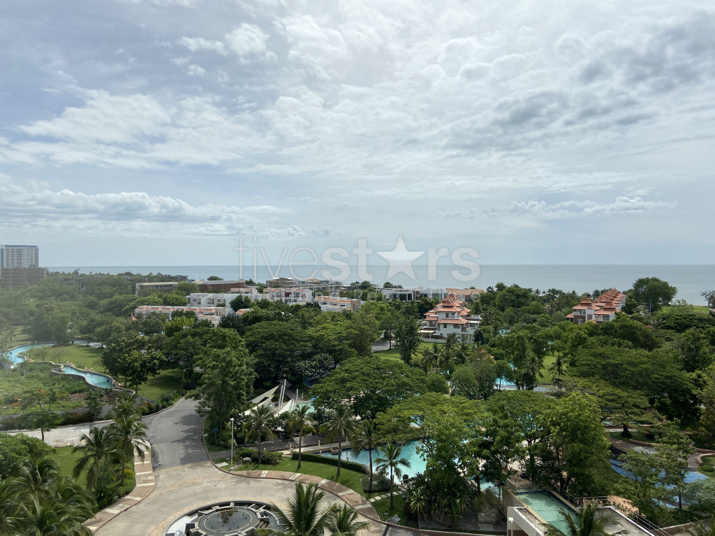 Boathouse : 4 Bedroom, Spacious Luxury Condo with Sea Views, photo 2