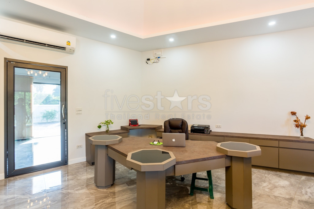 Riverside 4 Bed Modern Private Pool Villa For Sale in Pranburi, photo 5