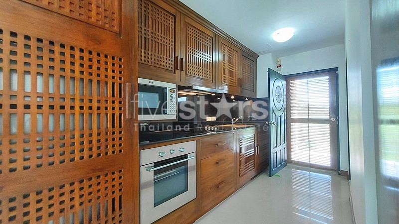 Spacious 2 Bed Sea View Condo For Sale KM Beach Paknampran, photo 7