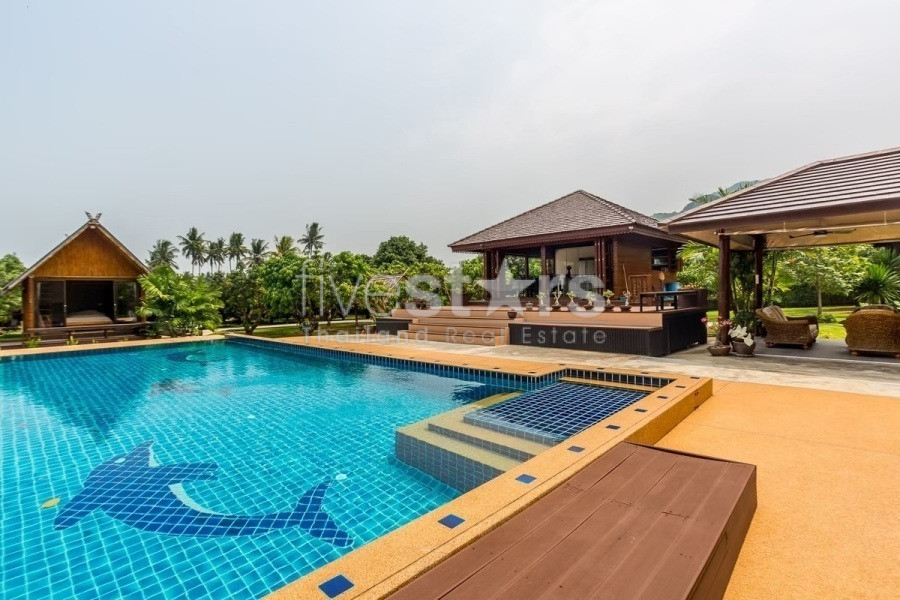 Authentic Thai Teakwood Villa Estate with Guest Bungalows and Mountain Views Near Sam Roi Yot – Reduced Price, photo 5