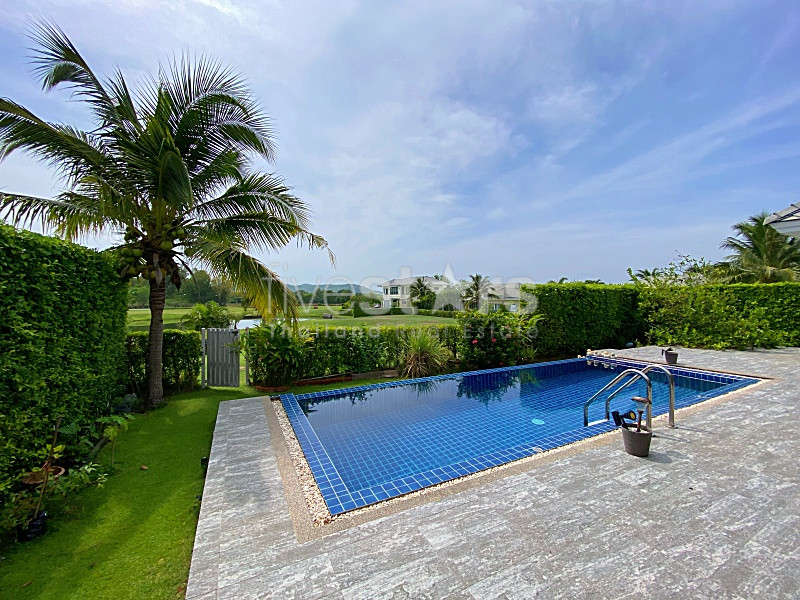Golf Course 2.5 Bed Pool Villa For Sale on Black Mountain Golf Club, photo 6