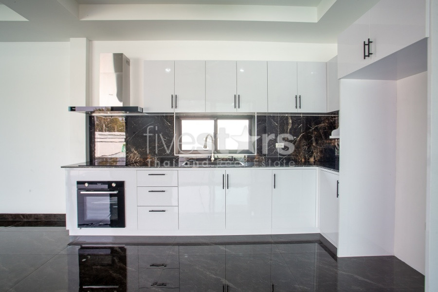 Cozy 3 Bed Pool Villa For Sale in Wang Pong Hua Hin, photo 7