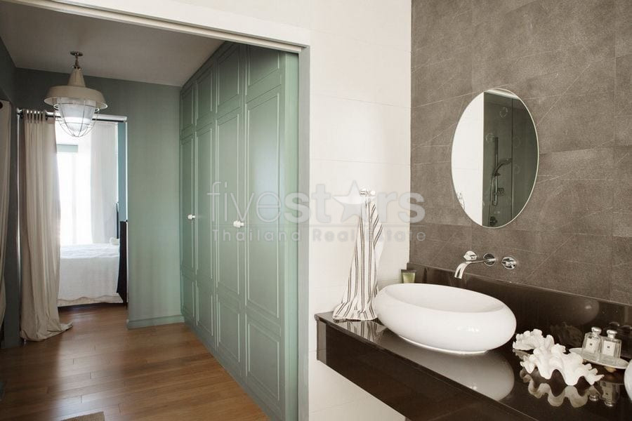 Luxury 2 Bed Penthouse Beachfront Condo, photo 8