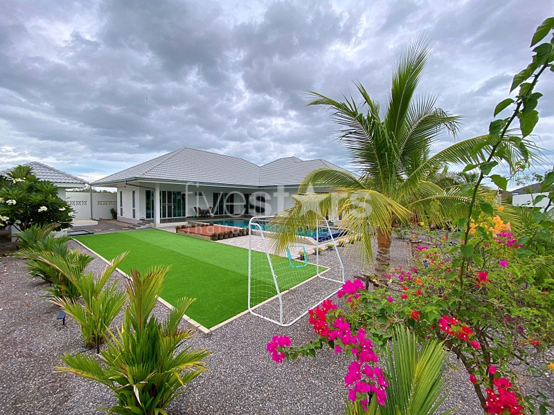 Mountain View 3 Bed 4 Bath Pool Villa For Sale in Paknampran, photo 4
