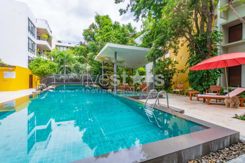 Beautiful 2 Bedroom Condo Near The Beach