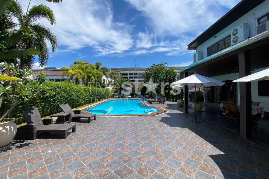 Luxury 6-Bedroom Pool Villa in Hua Hin City Center – Walk to Market Village & the Beach, photo 5