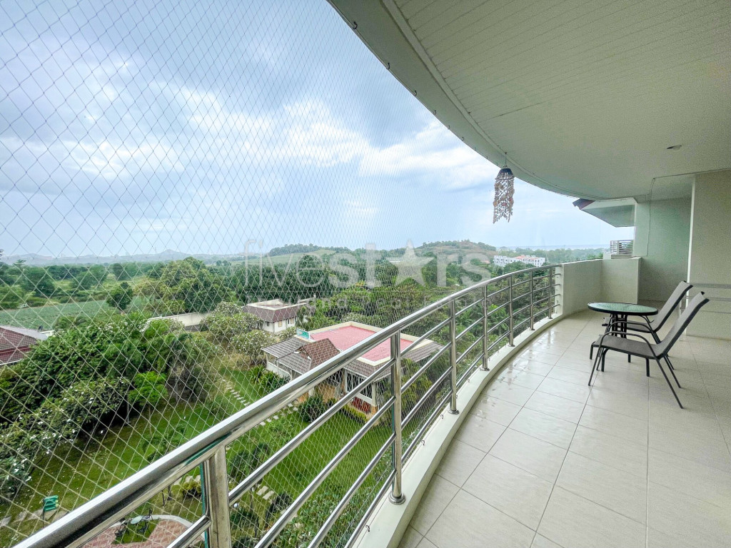 Searidge: Absolutely Stunning 2 Bedroom Condo For Sale