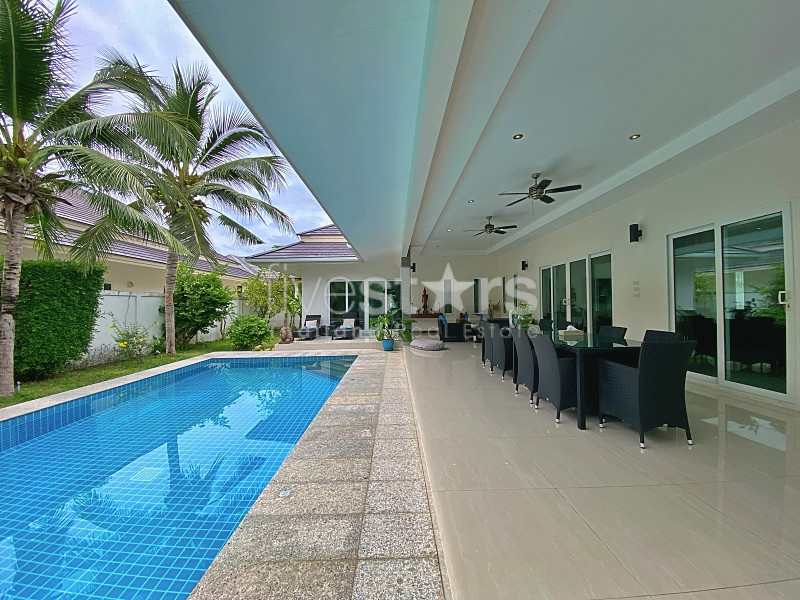 Spacious 3 Bed 3 Bath Pool Villa For Sale Near Palm Hills on Secure Estate, photo 5