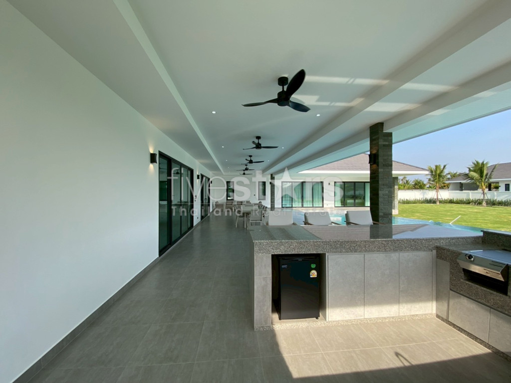 Luxury 5-Bedroom Pool Villa with Separate Guest House on 2,622 sqm Chanote Land – Soi 112 Area – THB 26,950,000, photo 6