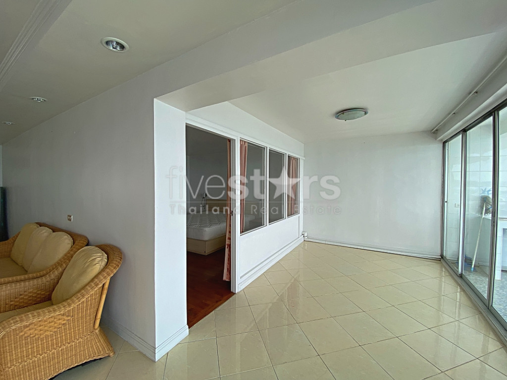 Milford Paradise: 3 Bedroom Beachfront Condo In Khao Tao, photo 8