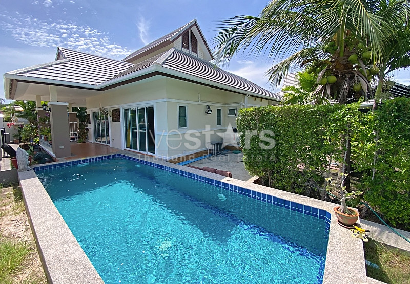 Spacious 3-Bedroom Villa with Pool & Tropical Garden at Emerald Scenery – THB 5.79M