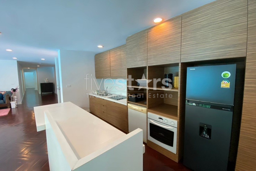 Luxury 4-Bedroom Condo with Direct Pool Access at Baan Saechuan, Hua Hin, photo 8