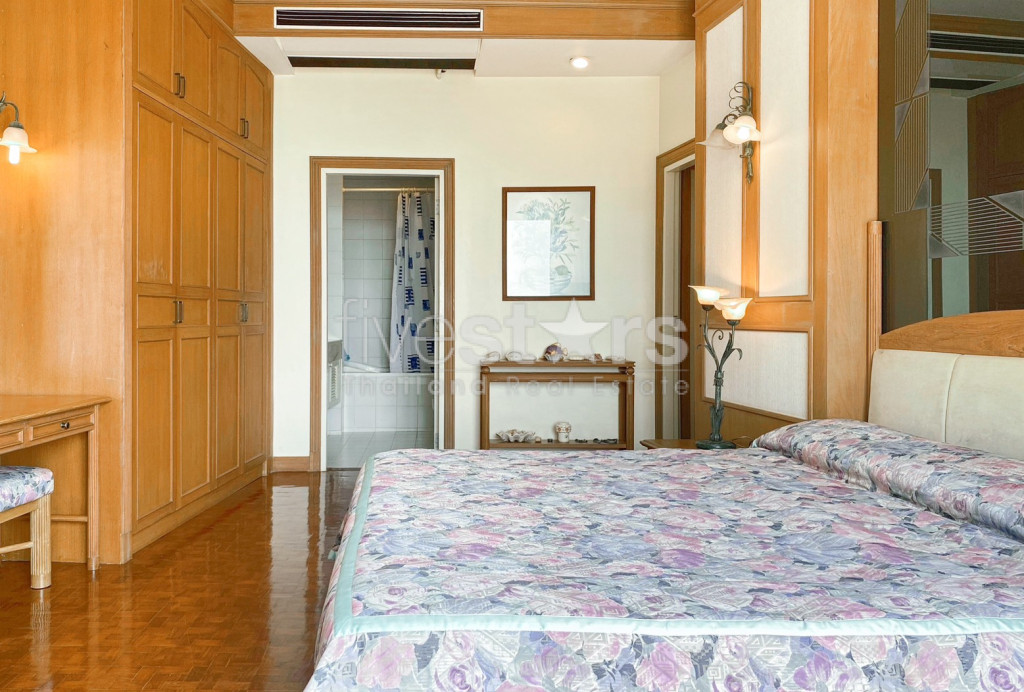 Baan Chom View : 2 Bedroom Sea View Condo, photo 15