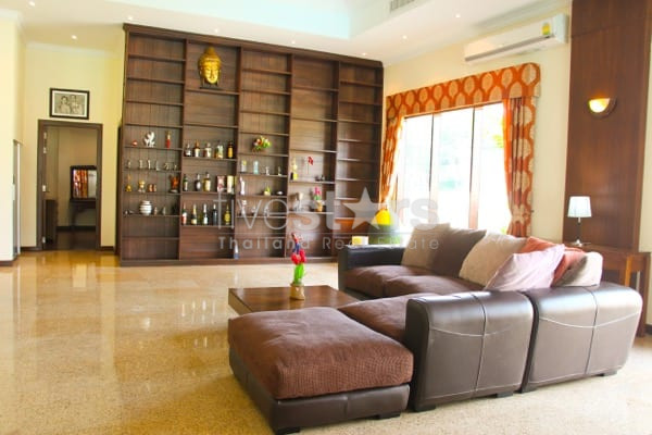 Palm Hills Golf Course : Luxury 4 Bedroom Pool Villa With Maids Quarters, photo 10