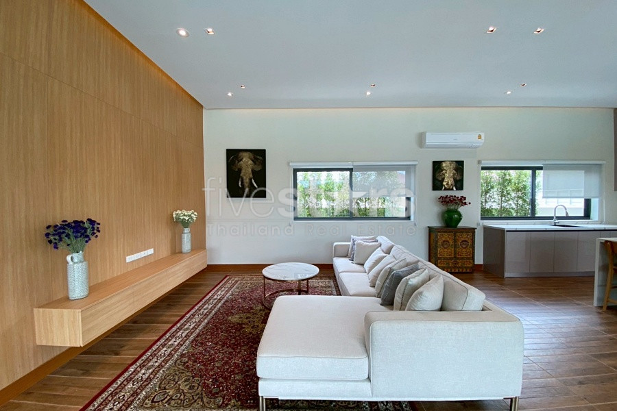Spacious 3-Bedroom Pool Villa For Sale Near Black Mountain Golf Course, photo 11