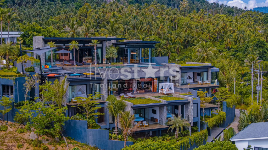SPECTACULAR PIECE OF LUXURY DOMINATING THE HILL AND THE OCEAN, photo 2