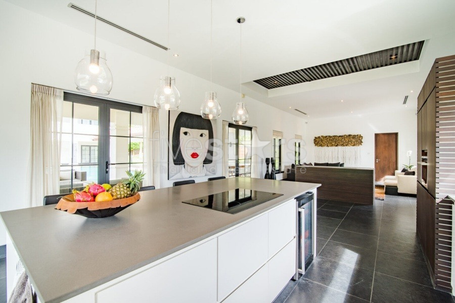 BelVida Estates: Ultra-Luxury 5-Bedroom Pool Villa for Exclusive Living, photo 4