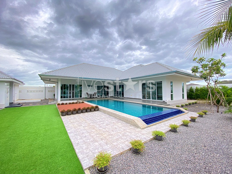 Mountain View 3 Bed 4 Bath Pool Villa For Sale in Paknampran