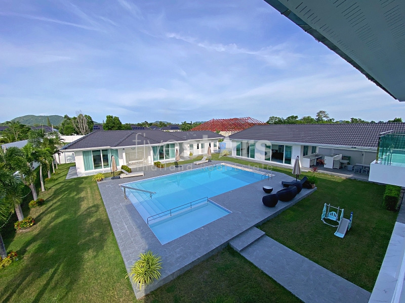 Private 7-Bedroom Villa Estate with 9 Bathrooms, Guesthouse, Games Room & Pool in Hin Lek Fai – Optional Extra Land, photo 5