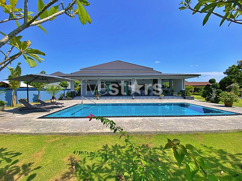 Modern 3-Bedroom Farmhouse with Guesthouse for Sale on 2 Rai in Paknampran, photo 2