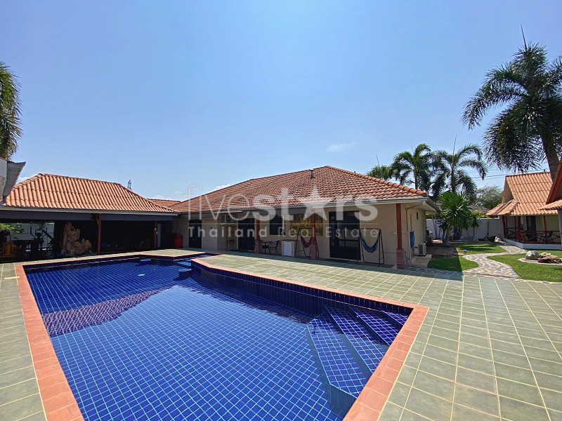 Spacious Pool Villa with Guest House, Pool Bar & Workshop – Fully Renovated on 1,020 SQM Land, photo 3