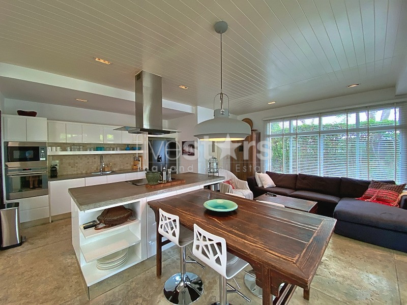 Luxurious 4 Bedroom 2 Storey Villa On Private Residence, photo 11